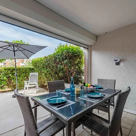Caraibes-4 By Interhome